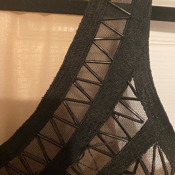 Beautiful flowing MIDI dress. Euro size 6. - Picture 5 of 10